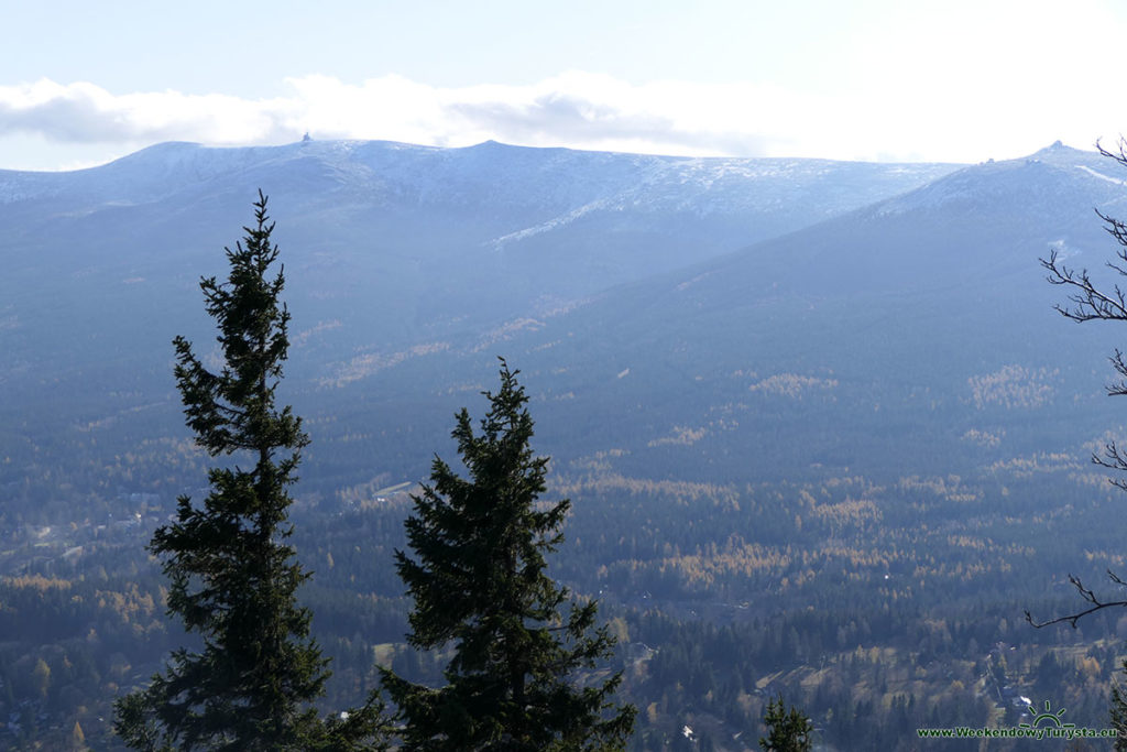 Wysoki Kamień - widok na Karkonosze