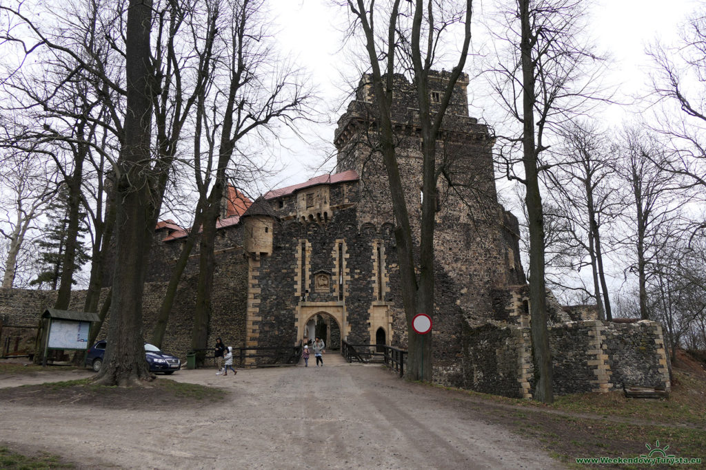 Zamek Grodziec - wejście