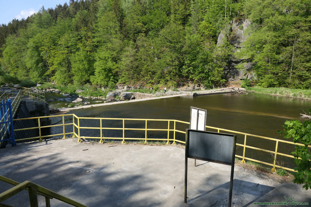 Park Krajobrazowy Doliny Bobru - jaz na rzece