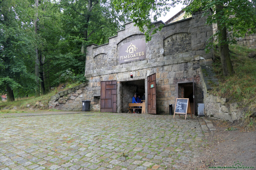 Time Gates w Jeleniej Górze - wejście do obiektu