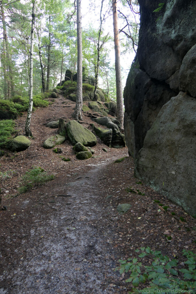 Jonsdorf - niebieski szlak wokół Ferraty