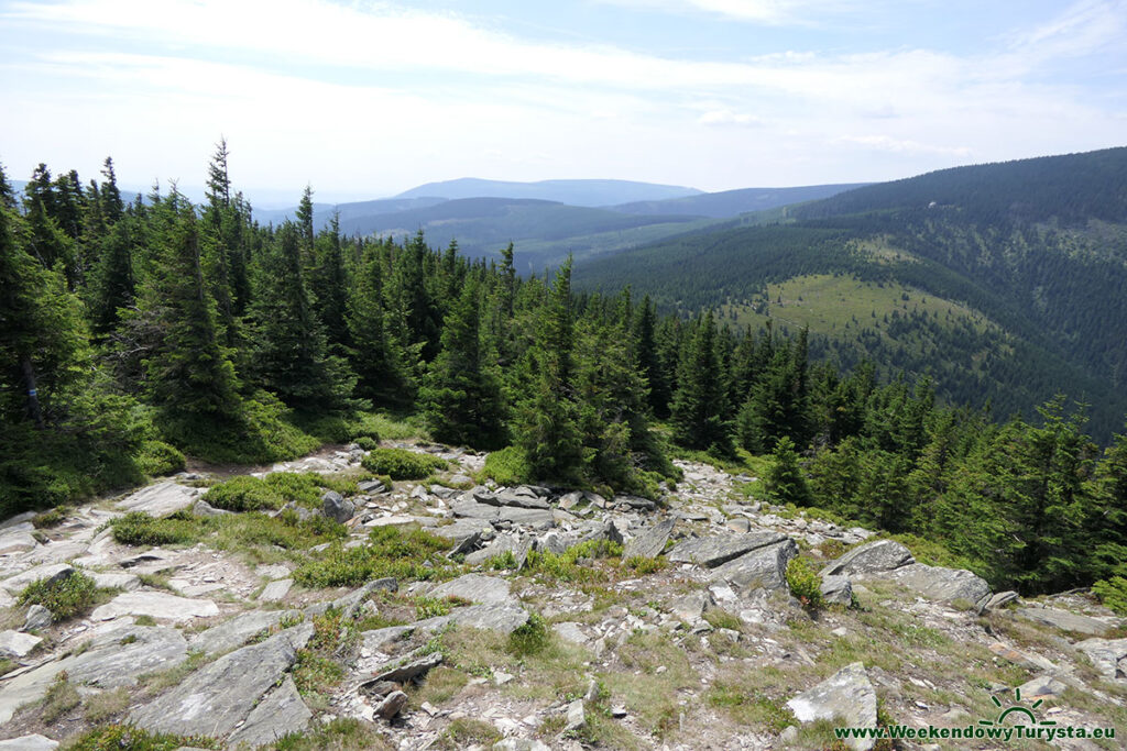 Widok na Karkonosze ze Skalnego Stołu