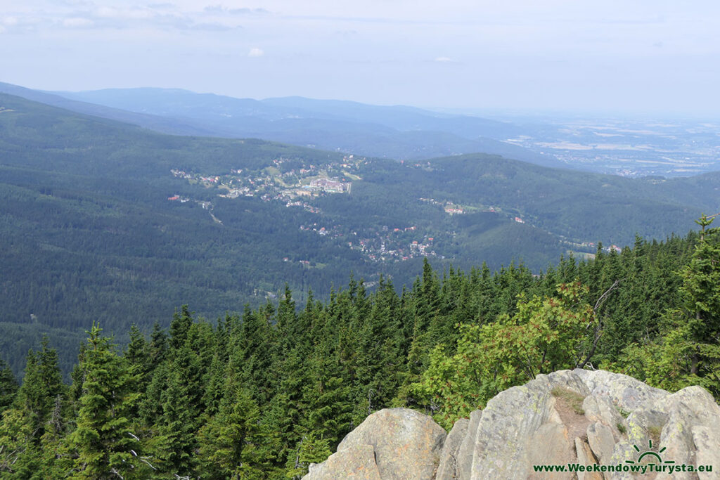 Widok na Karkonosze ze Skalnego Stołu