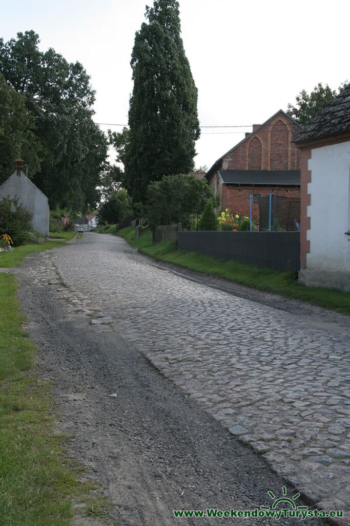 Drogqa do Zielonej Góry - kocie łby