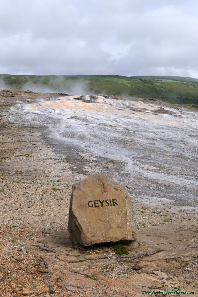 Geysyr - gorące źródła i czynny gejzer Strokkur