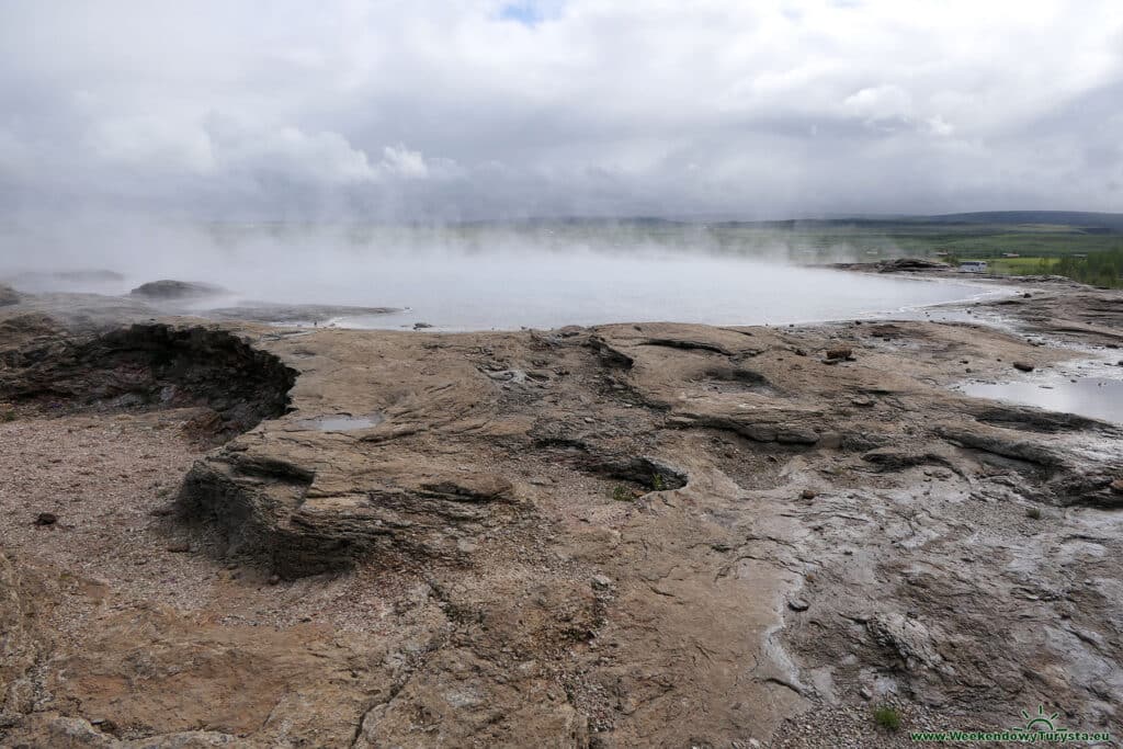 Geysyr - gorące źródła i czynny gejzer Strokkur