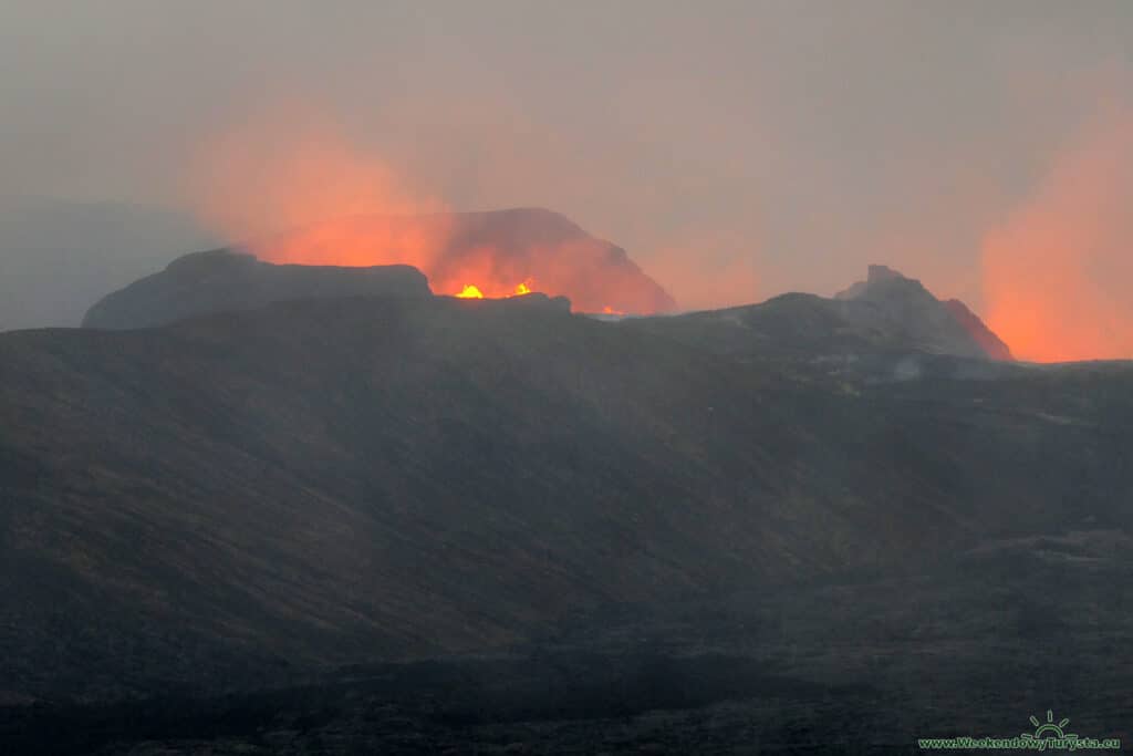 Wulkan Geldingardalur - erupcja