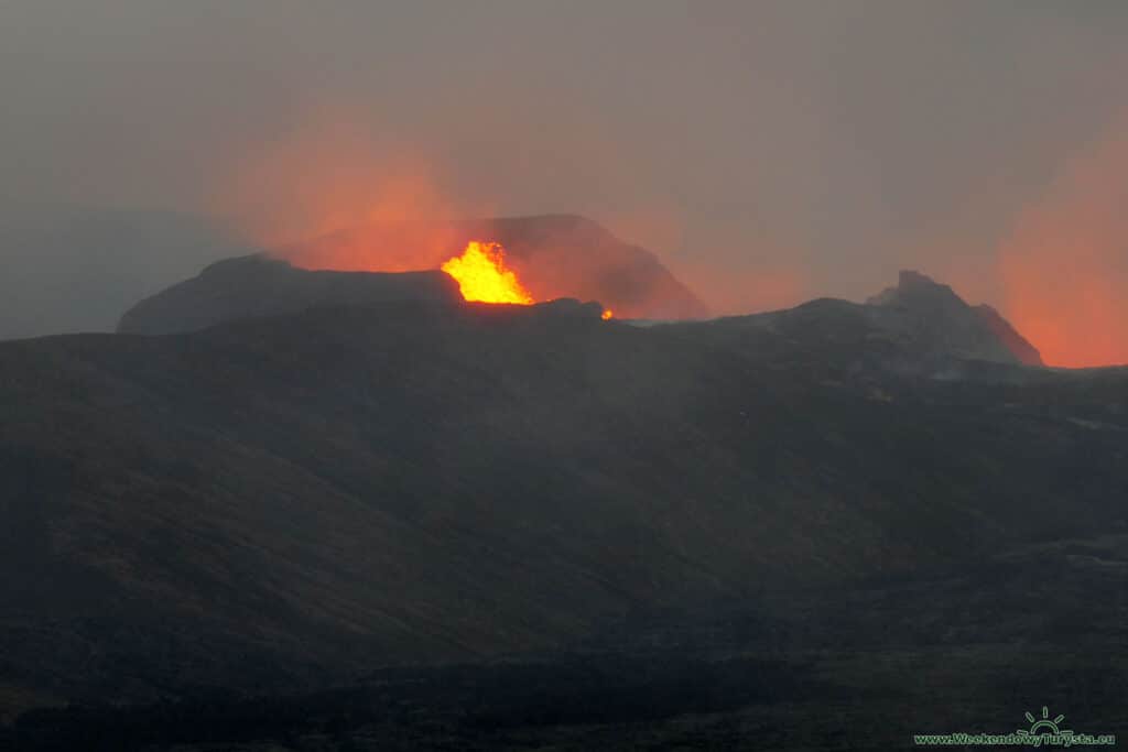 Wulkan Geldingardalur - erupcja