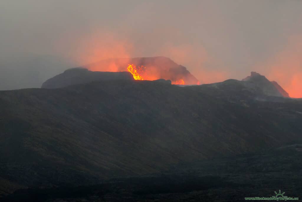 Wulkan Geldingardalur - erupcja