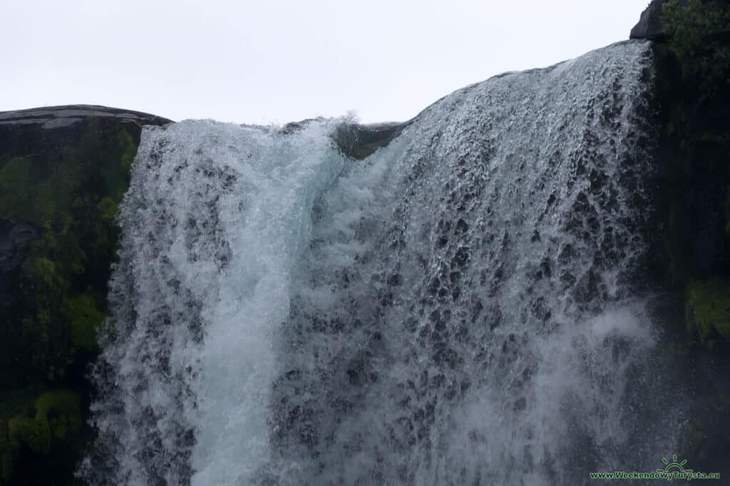 Thingvellir - park narodowy - wodospad Öxarárfoss