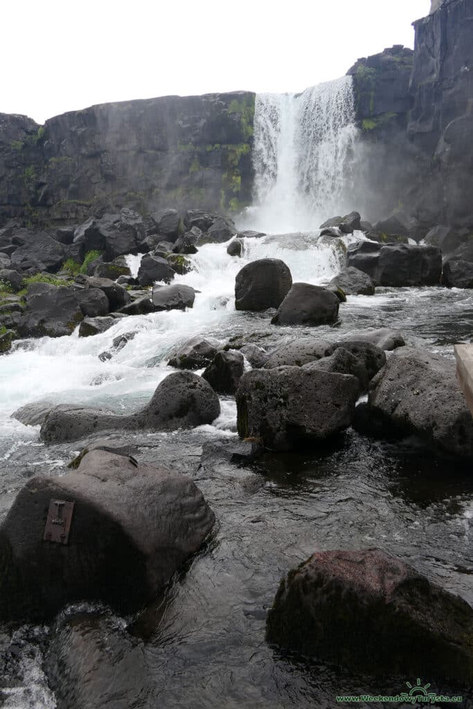 Thingvellir - park narodowy - wodospad Öxarárfoss