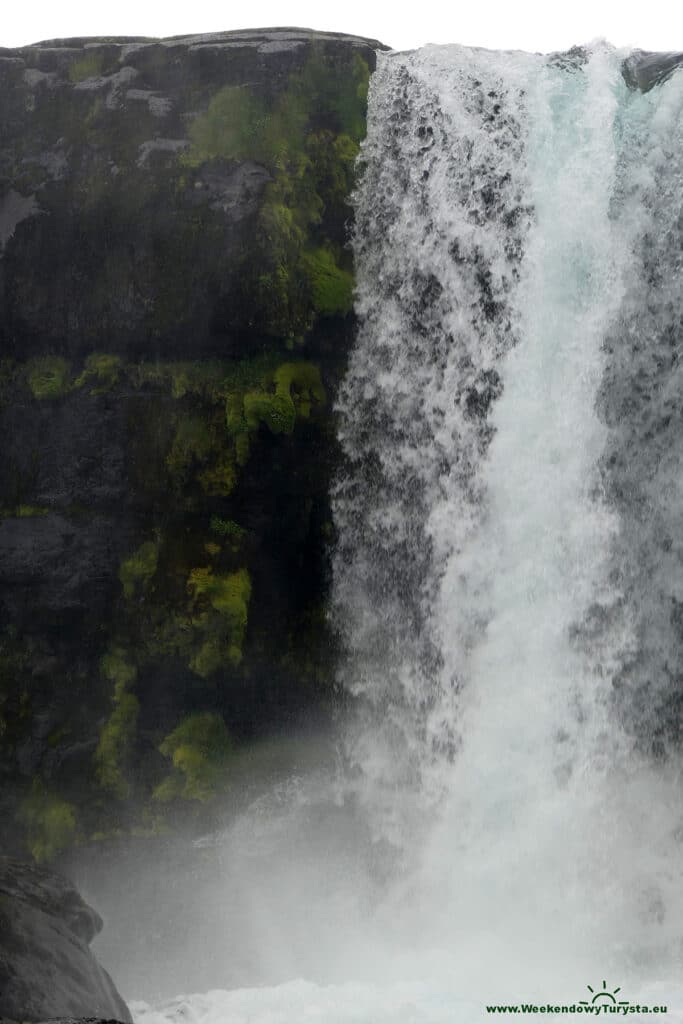 Thingvellir - park narodowy - wodospad Öxarárfoss