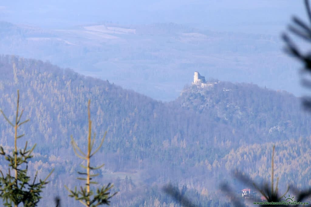 Ścieżki poza szlakiem w Karkonoszach - Zamek Chojnik