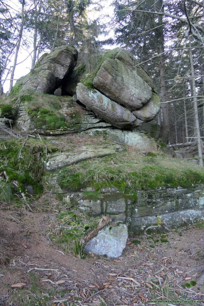 Ścieżki poza szlakiem w Karkonoszach - Zamkowe Skały