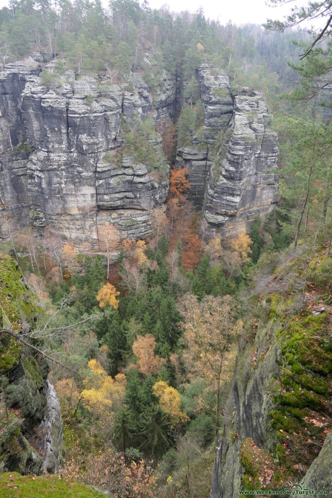 Park Narodowy Czeska Szwajcaria - widoki w okolicy Pravcickiej Bramy