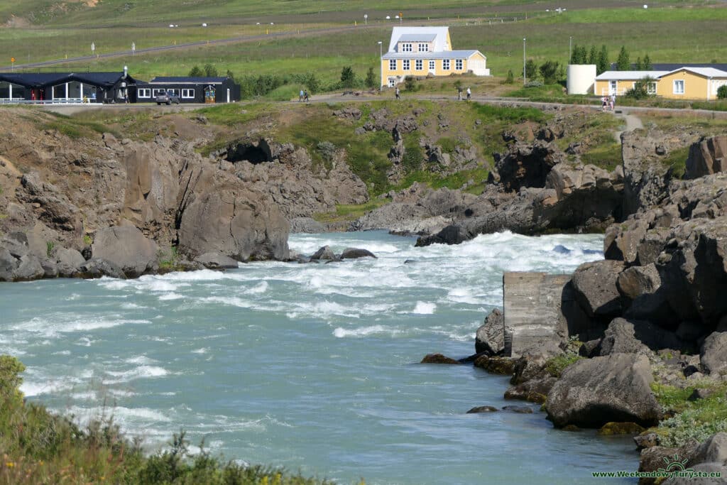 Wodospad Godafoss na rzece Skjálfandafljót - Islandia Północnaa