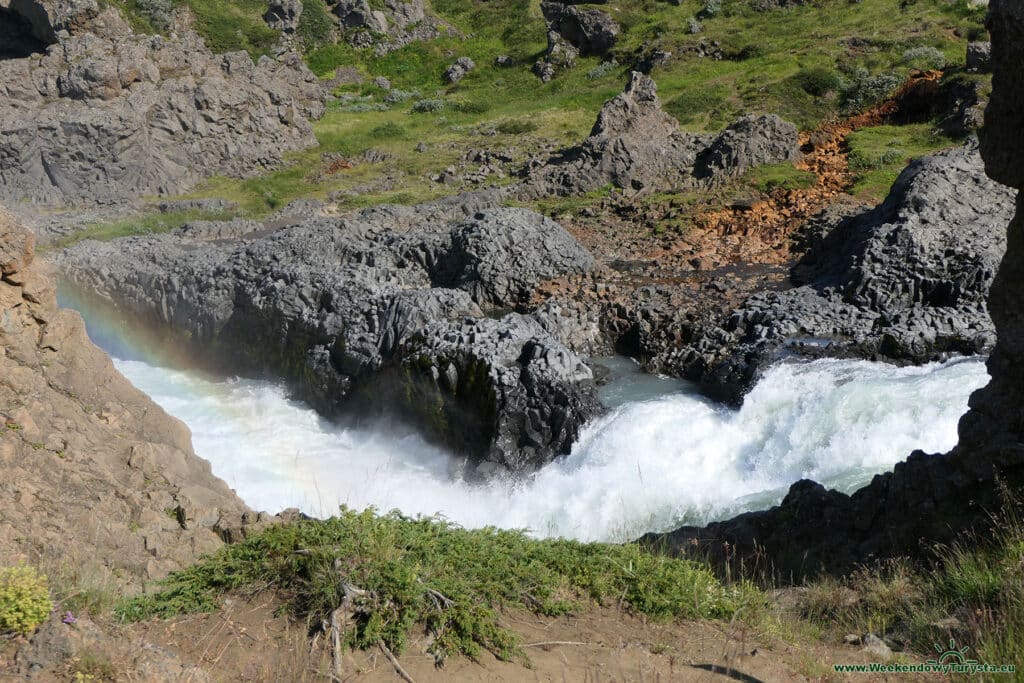 Wodospad Godafoss na rzece Skjálfandafljót - Islandia Północna