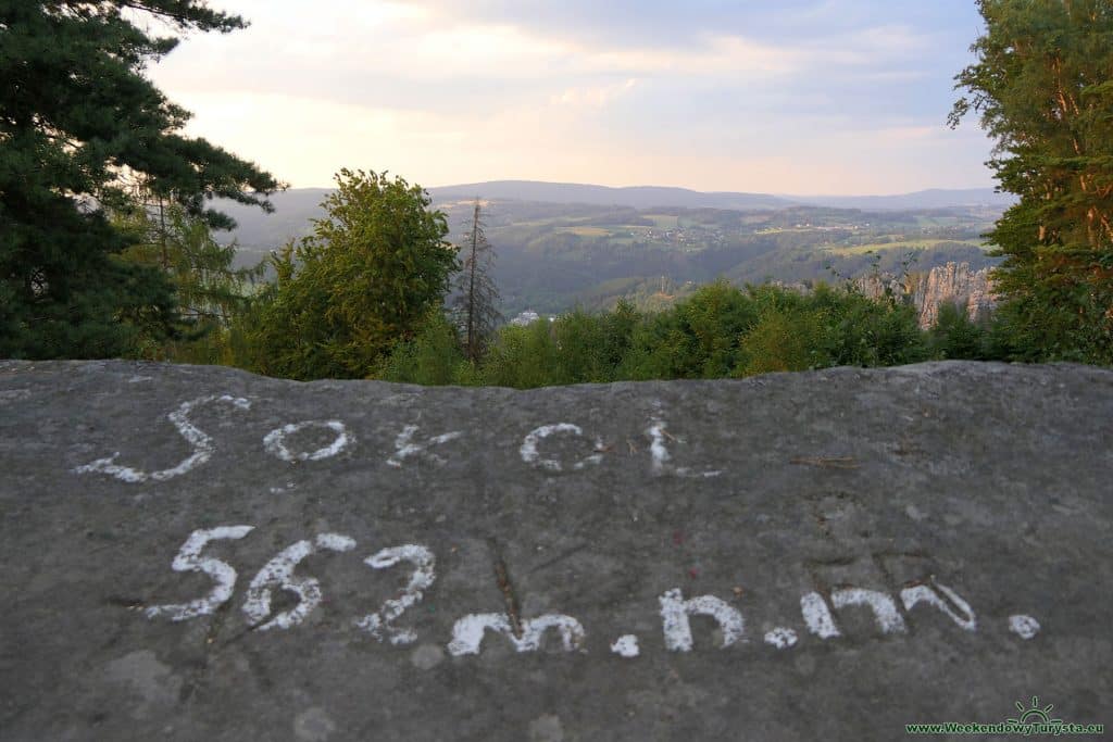 Widok na Suche Skały z góry Sokol