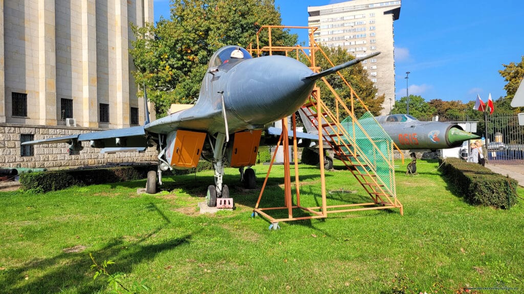 Muzeum Wojska Polskiego - samolot MiG 29