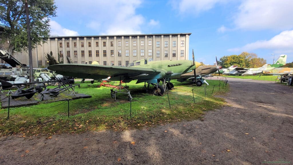 Muzeum Wojska Polskiego - kolekcja samolotów wojskowych