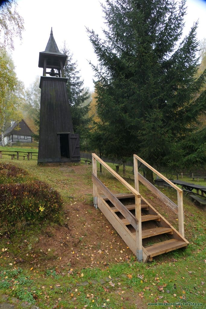 Dzwonnica alarmowa - Skansen Pstrązna