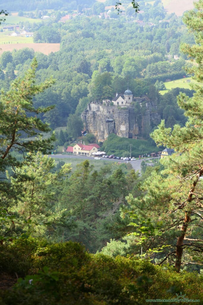 Widok na Skalny Zamek Sloup