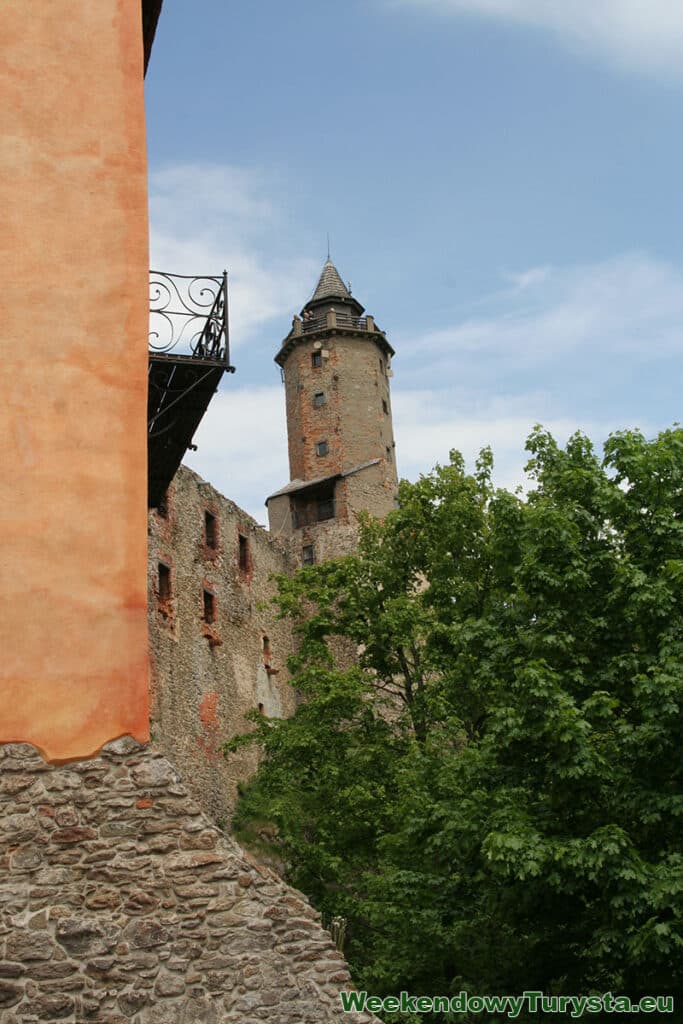 Zamek Grodno w Zagórzu Śląskim