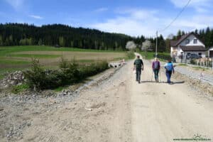 Szlak na Maciejową z Olszówki - remont drogi