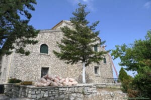 Klasztor na szczycie góry Pantokrator na Korfu - cerkiew