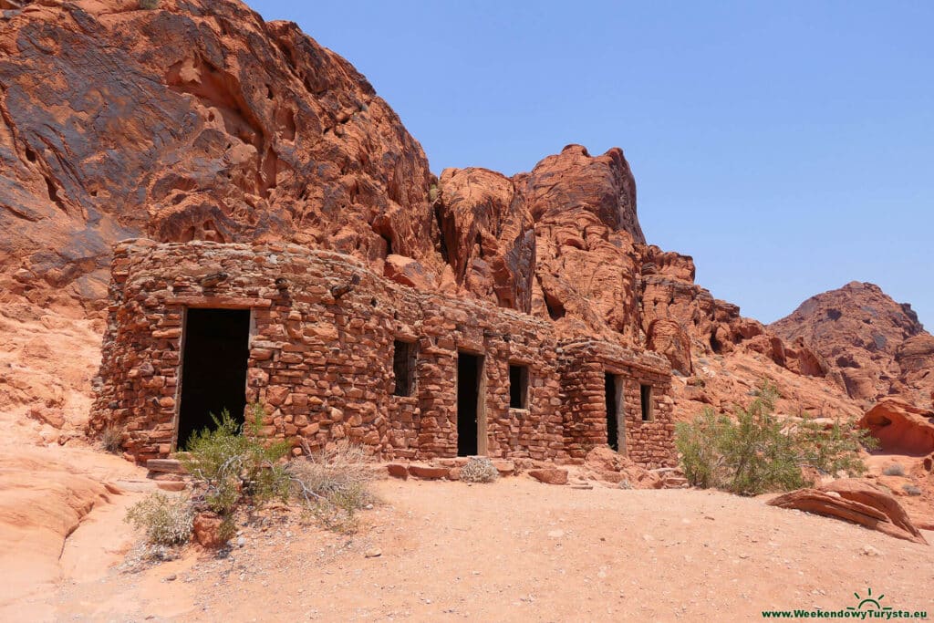 Historic Cabins - pierwsze budynki w parku