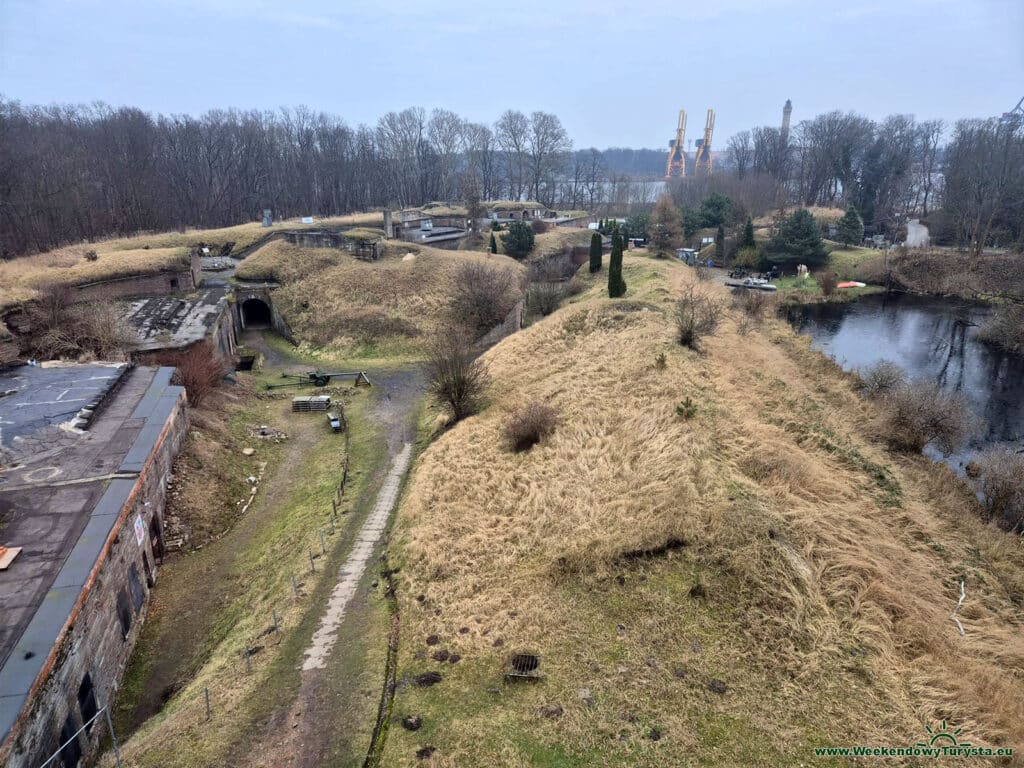 Fort Zachodni Świnoujście zimą